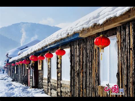  Der Shuangfeng-Berg: Ein geologisches Meisterwerk voller mystischer Schönheit!